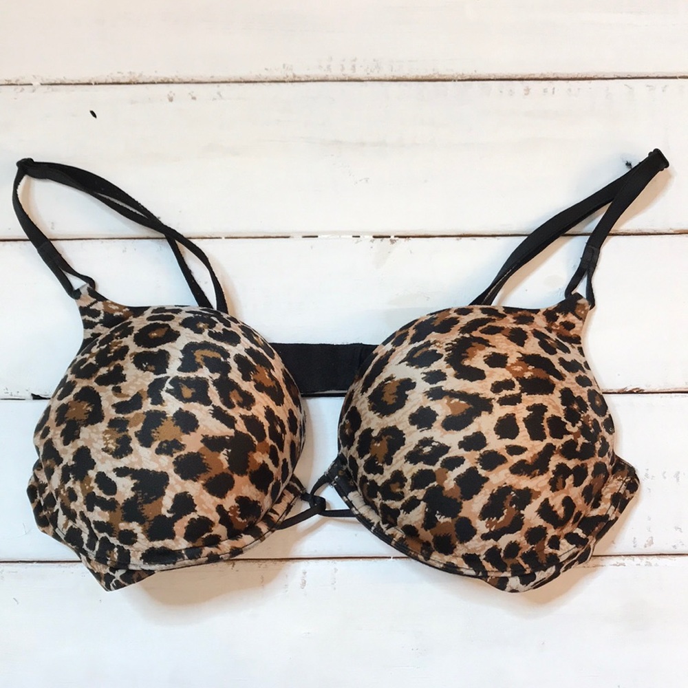Victoria’s Secret bombshell